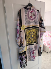 Load image into Gallery viewer, Silk feel longline Shirt
