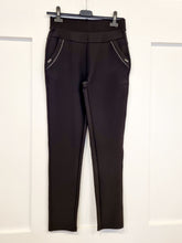 Load image into Gallery viewer, Black stretch Treggings