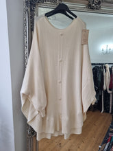 Load image into Gallery viewer, Cream front pocket Jumper