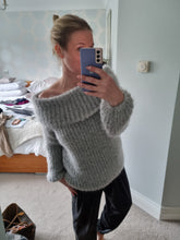 Load image into Gallery viewer, New bardot Jumper - 3 Colour