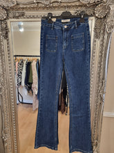 Load image into Gallery viewer, New Indigo flare Jeans