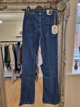 Load image into Gallery viewer, New Indigo flare Jeans
