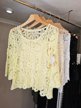 Load image into Gallery viewer, Crochet 3/4 sleeve Top