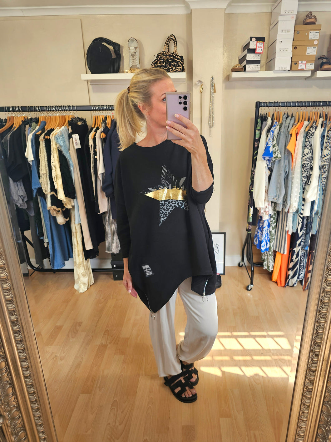 New Billie foil star Top