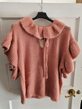 Load image into Gallery viewer, NEW rose pink ruffle collar Knit