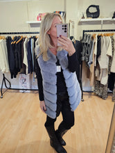 Load image into Gallery viewer, Light grey Faux fur Gilet