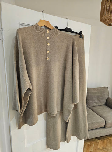NEW Beige knitted Lounge Set
