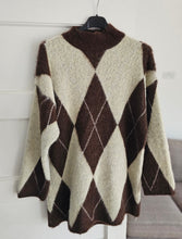 Load image into Gallery viewer, New Liv argyle Jumper