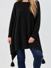 Load image into Gallery viewer, Black round neck sleeved Poncho