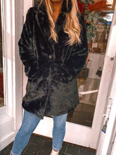 Load image into Gallery viewer, Black soft teddy Coat