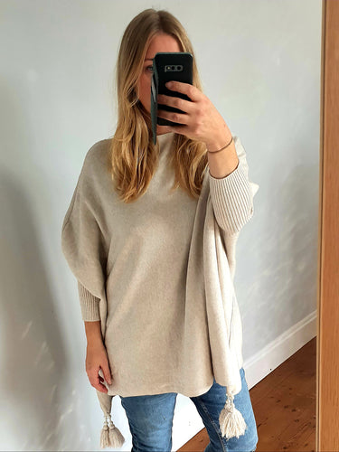 Cream sleeve round neck Poncho
