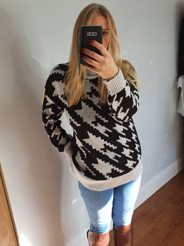 Grey Dogtooth Jumper