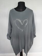 Load image into Gallery viewer, White relaxed fit heart zip Top