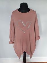 Load image into Gallery viewer, White relaxed fit heart zip Top