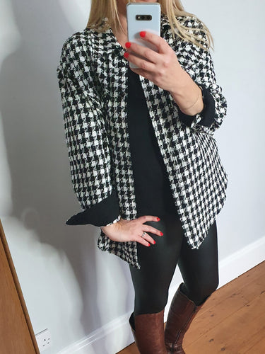 Dog tooth Shacket