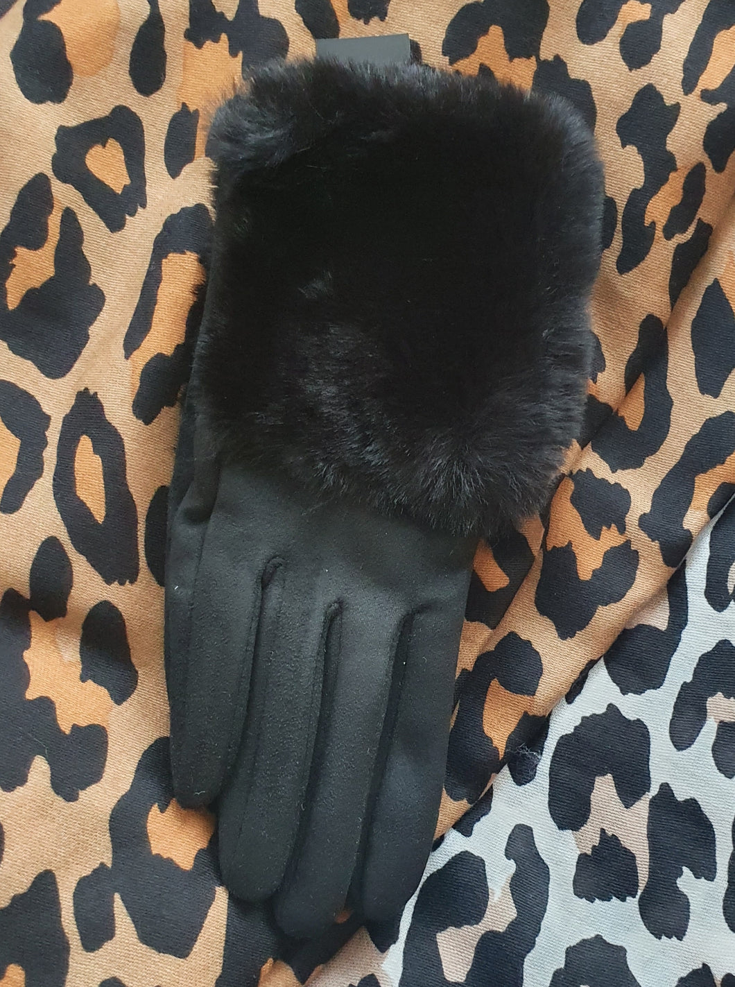 Black fur trim Gloves
