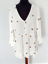 Load image into Gallery viewer, White gold spot Top