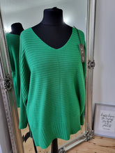 Load image into Gallery viewer, Green V neck Jumper
