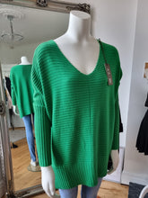 Load image into Gallery viewer, Green V neck Jumper