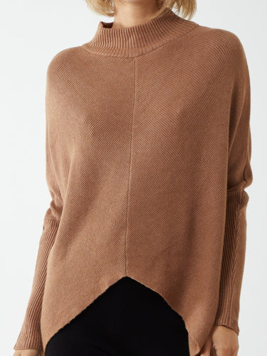 Camel turtle neck Jumper